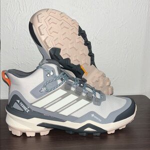 Adidas Terrex Skychaser Mid 🏔️